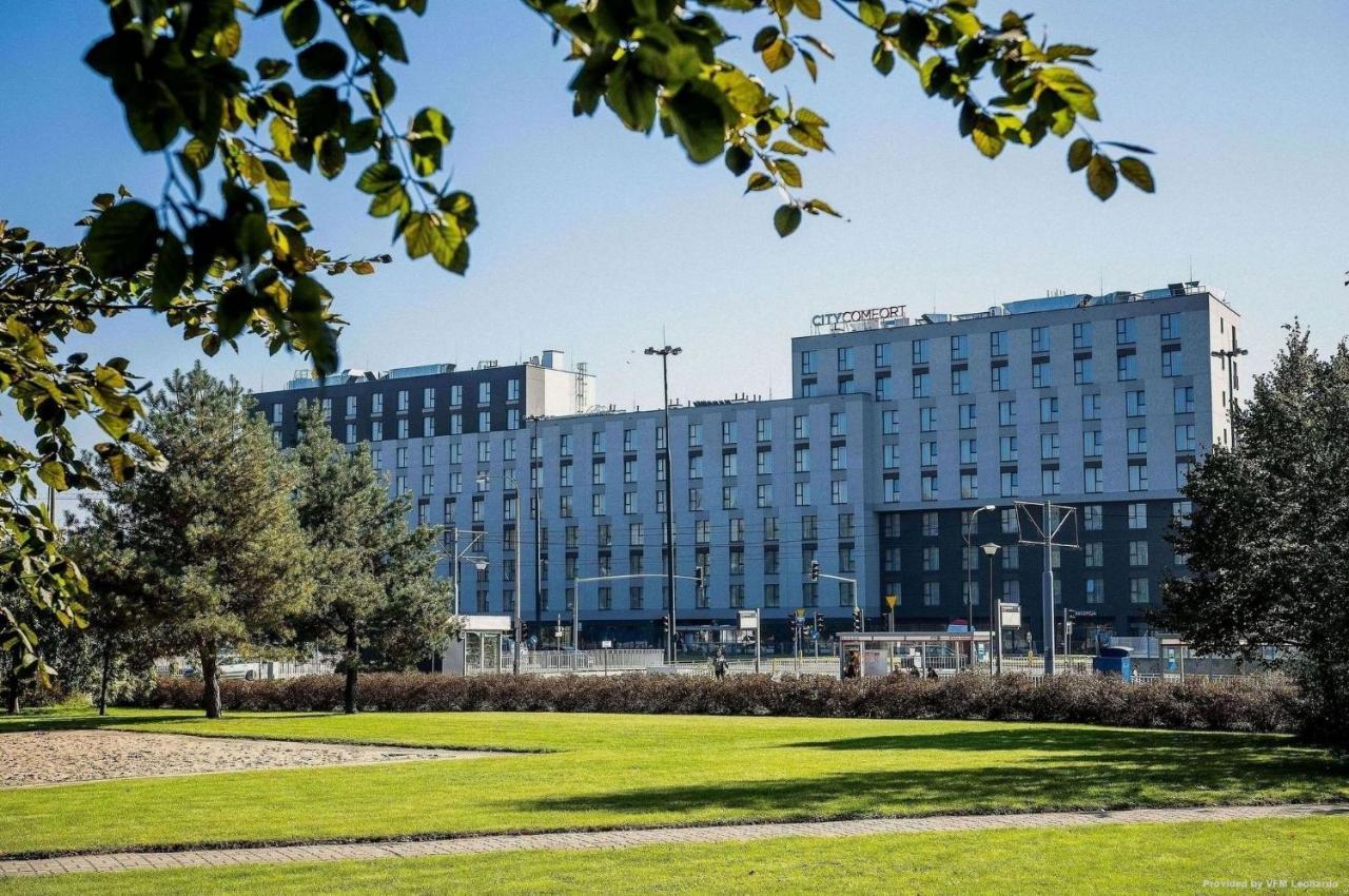 Apartament W Warszawie Dedykowany Parking Podziemny W Cenie, Wifi, Blisko Centrum New Apartment In Warsaw Finished To A High Specification Fitted Out To A High Standard On The 7Th Floor, Wifi, Underground Parking Price Included Exterior foto