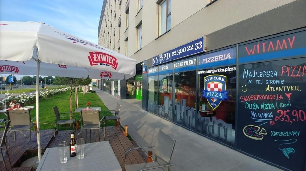Apartament W Warszawie Dedykowany Parking Podziemny W Cenie, Wifi, Blisko Centrum New Apartment In Warsaw Finished To A High Specification Fitted Out To A High Standard On The 7Th Floor, Wifi, Underground Parking Price Included Exterior foto